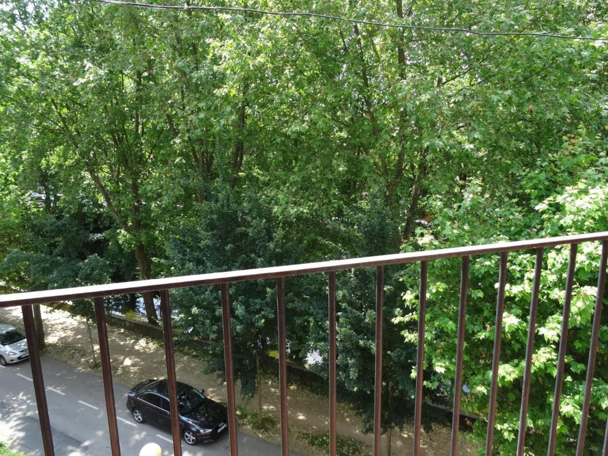 Apartment Olot By Interhome ภายนอก รูปภาพ